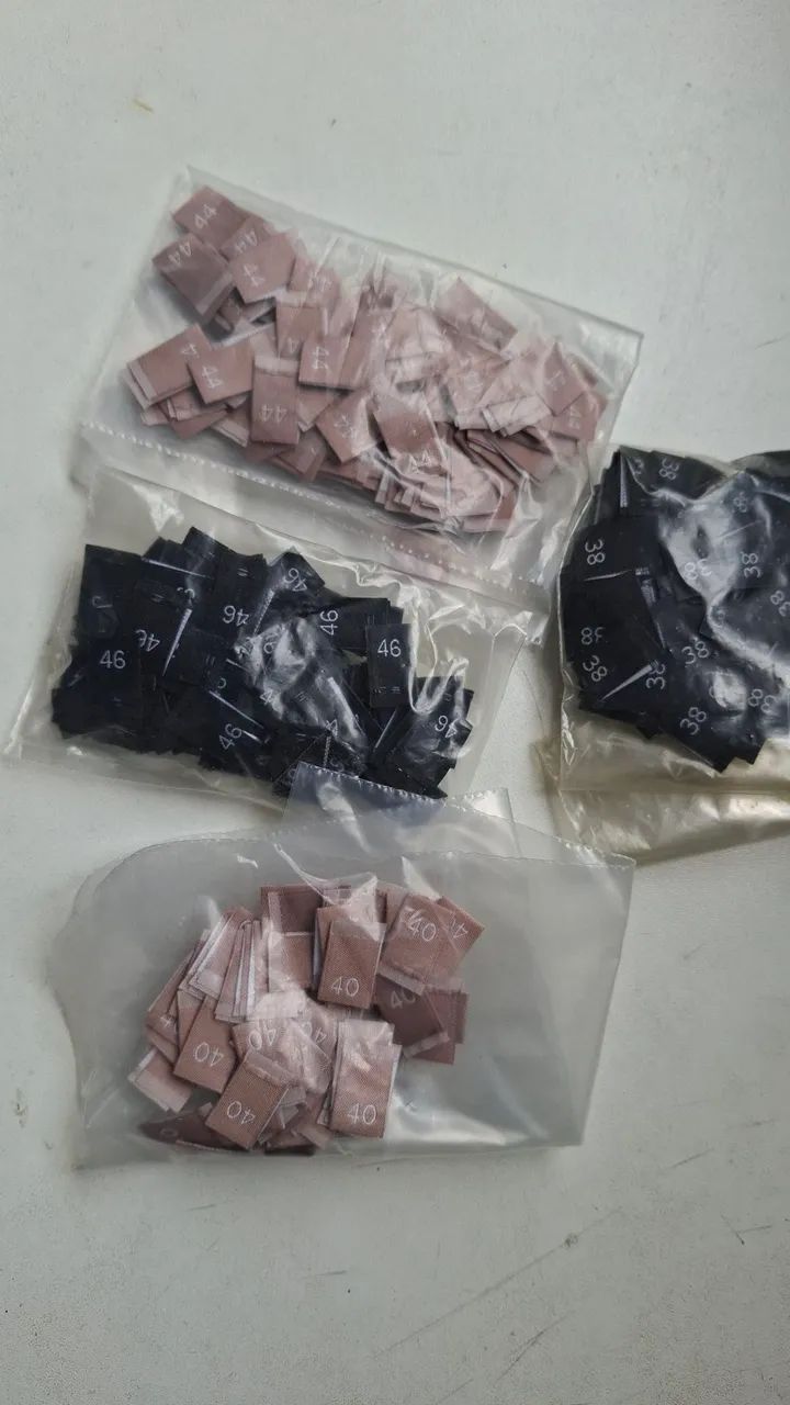 Kit 500 etiquetas dobradas bordadas  - Foto 3
