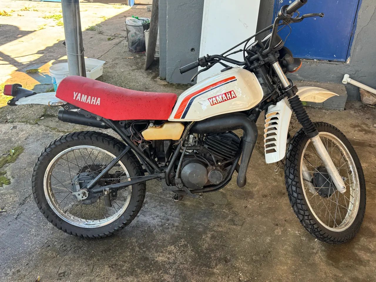 DT 180, ano 1982 - Foto 3