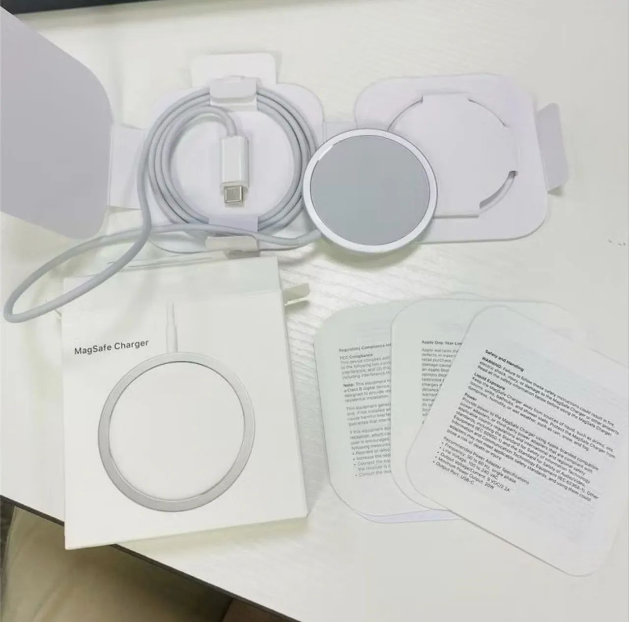 Carregador Magnético Sem Fio iPhone Magsafe 15W iPhone e Samsung  - Foto 3
