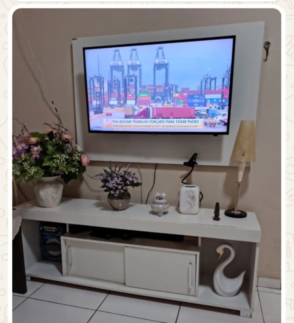 Rack com painel branco