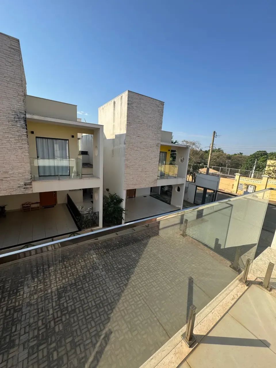 Sobrado Mobiliado com elevador e energia solar - Foto 3
