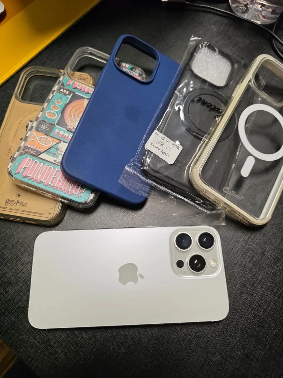 iPhone 15 pro max - usado impecável
