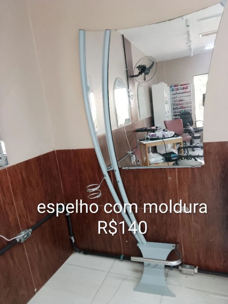 Espelho e móvel para salão  - Foto 2