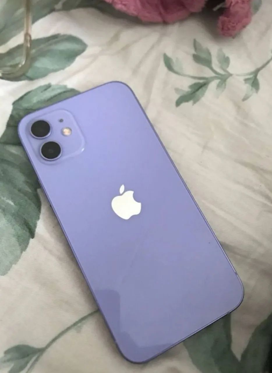 iPhone 12