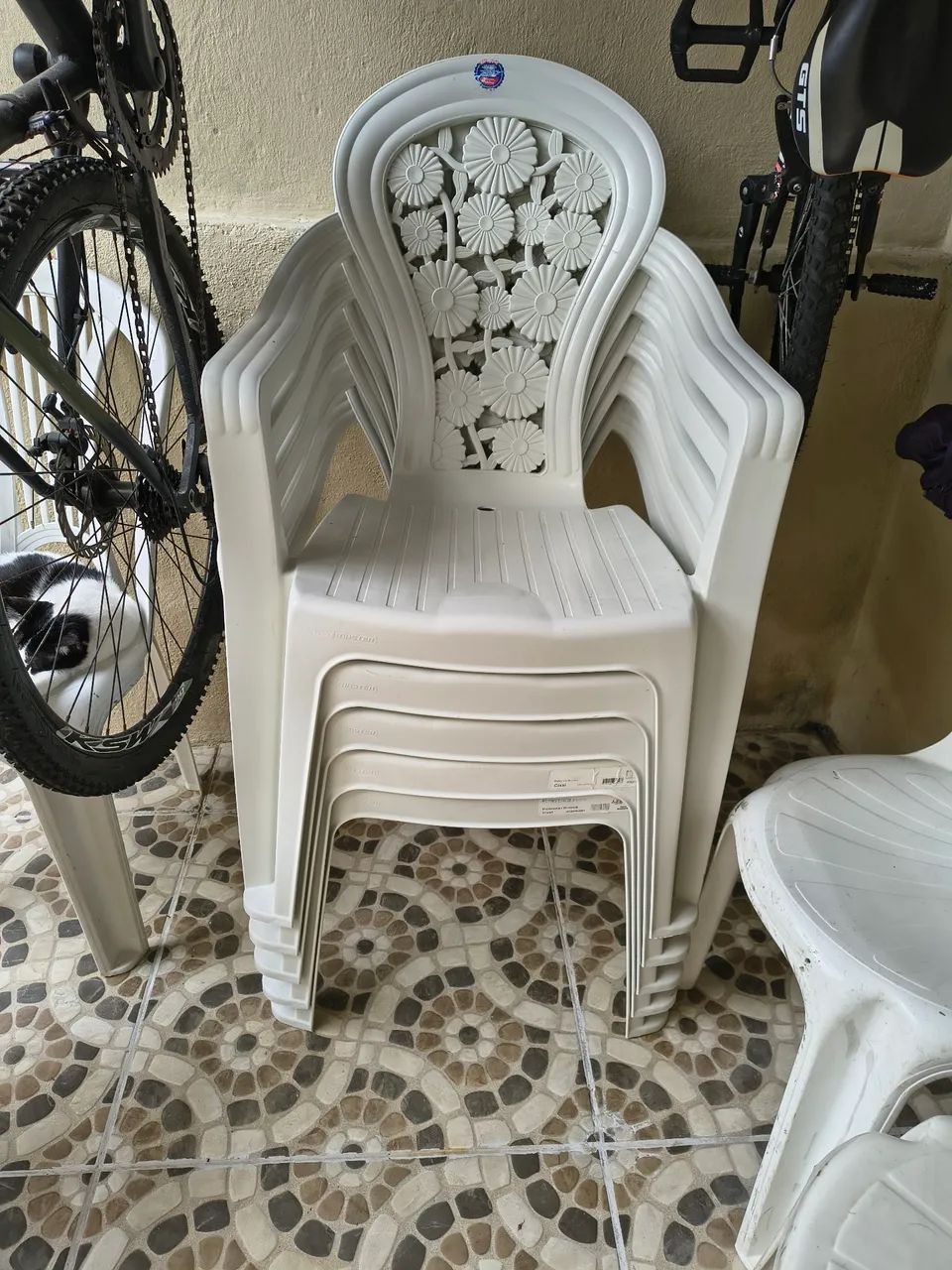 Vendo essas cadeiras  - Foto 2