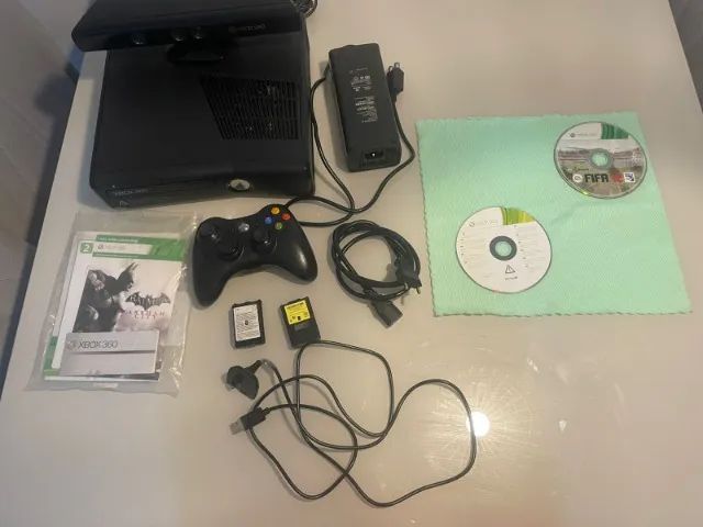 Xbox 360 Slim + Kinect + Controle + Jogos (Leia a Descrição)