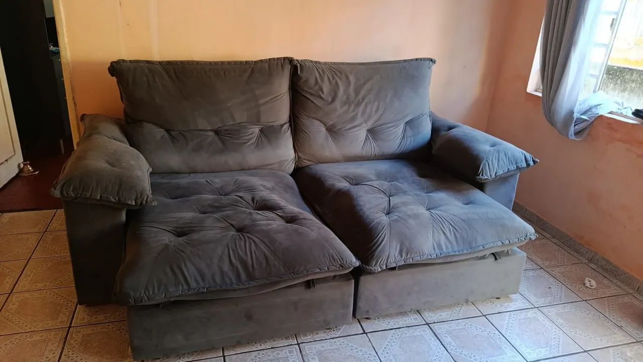 Vendo sofá retrátil 2,50metros - Foto 2