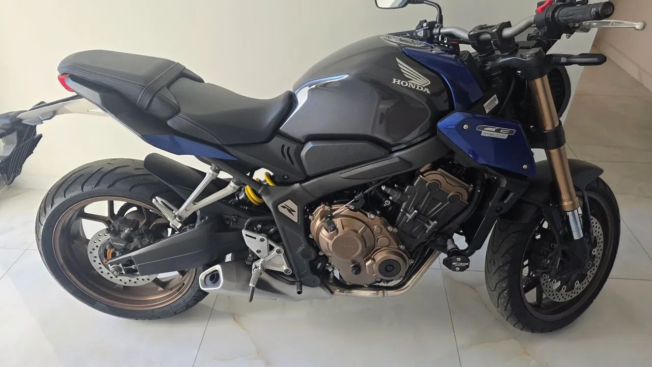 OPORTUNIDADE - MOTO ZERO - CB 650R - 2022