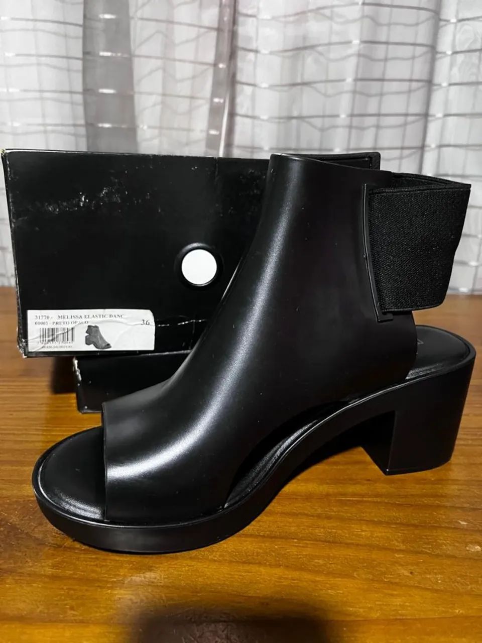 Sandália Melissa elastic boot n°36 (nova) - Foto 3