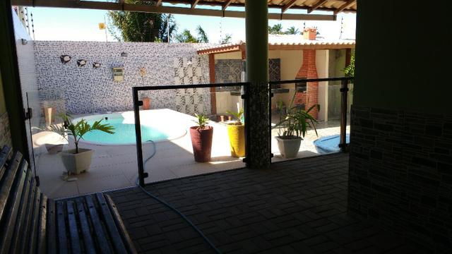 Vendo casa em condomínio fechado em Arembepe