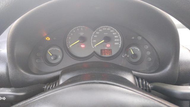CHEVROLET CLASSIC 2005/2006 1.0 MPFI LIFE 8V ÁLCOOL 4P MANUAL - Foto 9