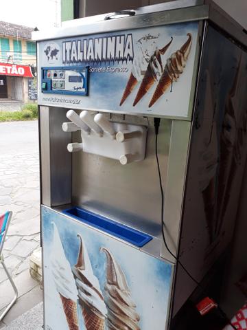 Vendo Máquina de sorvete expresso italianinha - Foto 2