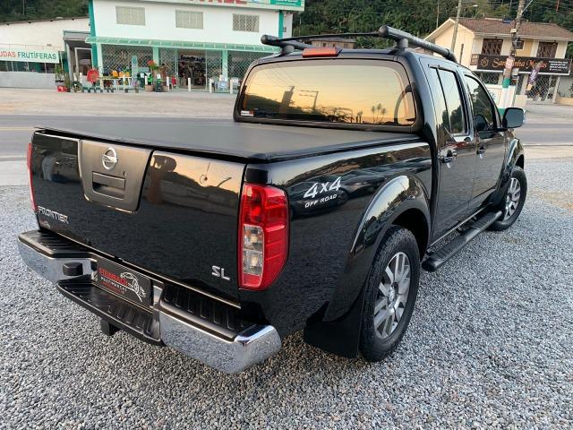Nissan Frontier SL Série 10 Anos 2.5 Automática 4x4 Diesel Bancos em Couro 2012/2013 - Foto 4