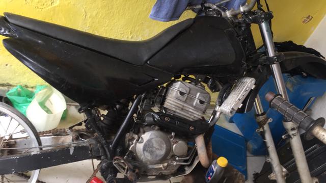 Moto xlx com moto de tornado