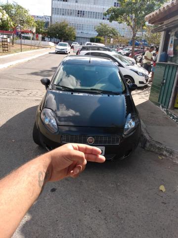Vendo ou troco por carro do meu interesse para assumir dívida