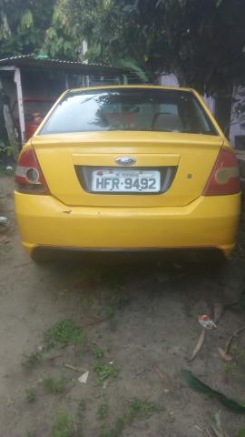 Fiesta sedan 1.6 Zetec Rocam 7.000 - Foto 5