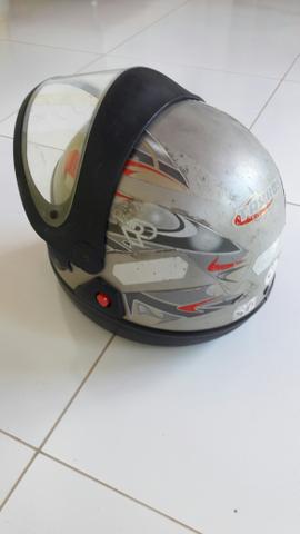 Capacete sam Marino número 58