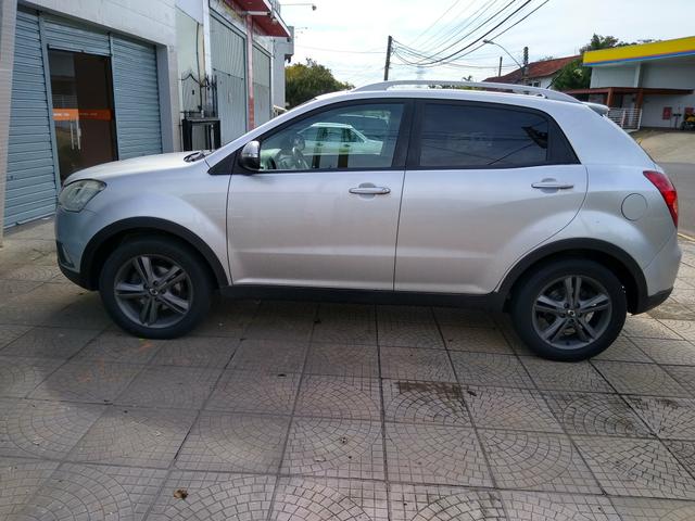 Korando diesel abaixo da fipe - Foto 13