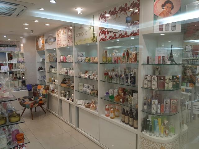 Mobiliário completo para loja de Perfumaria - Foto 6