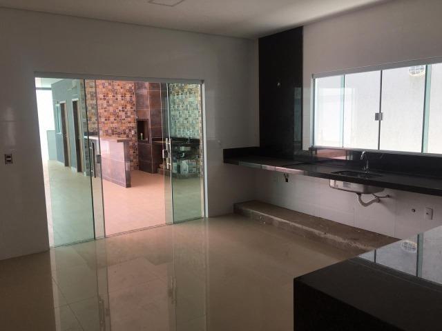 Linda Casa Nova e Moderna em Vicente Pires - Foto 9