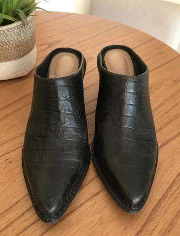 mule couro dumond
