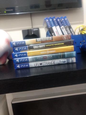 Vendo ou troco jogos PS4