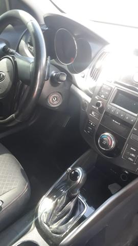 Cerato 1.6 aut 2013 $37.500,00 - Foto 12