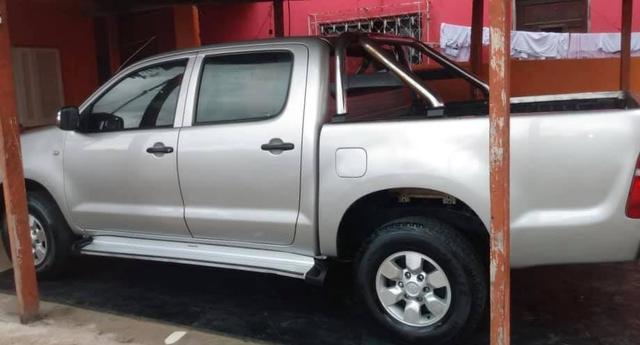 Toyota Hilux 2010 - Foto 2