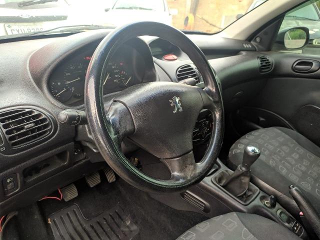 Peugeot 206 1.6 Presence 16V Flex 4P Manual - 2005 - Foto 6
