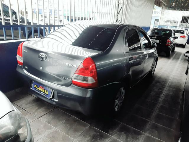 Etios sedan 2013 oportunidade - Foto 2