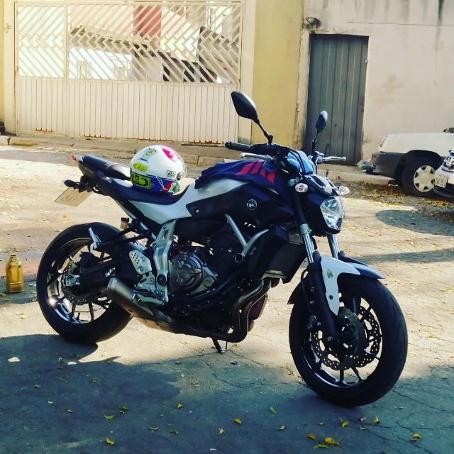 YAMAHA MT 07