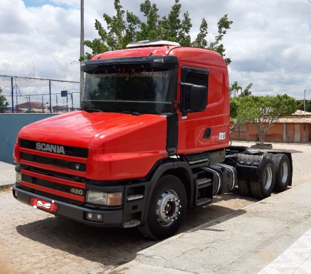 SCANIA T124 BICUDO, TODA REVISADA