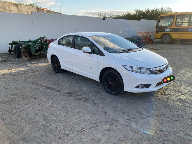 HONDA CIVIC LXR 2.0