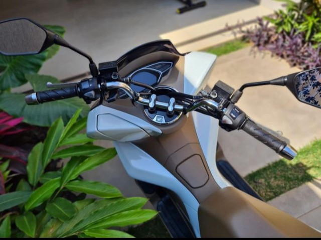 HONDA PCX DLX