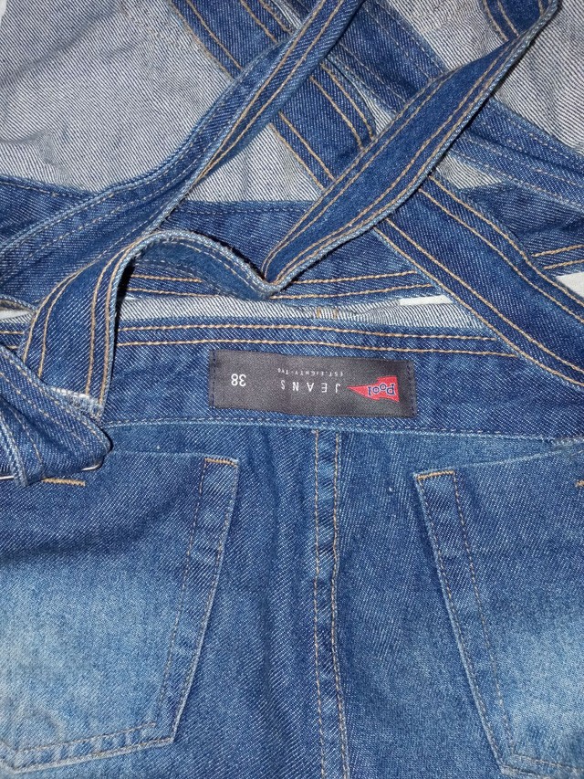  JARDINEIRA JEANS + SHORT JEANS  - Foto 4