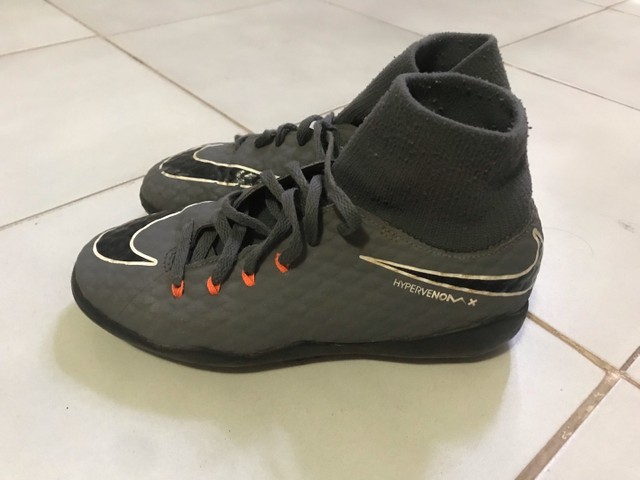 chuteira nike futsal botinha hypervenom