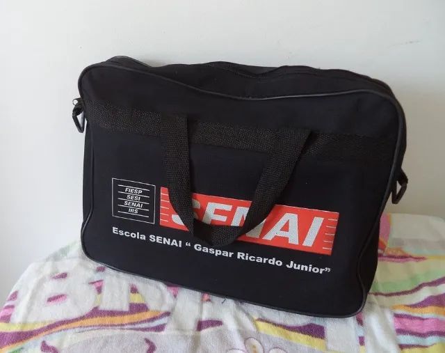 Bolsa Senai, Em Napa. Na Cor Preta - Foto 3