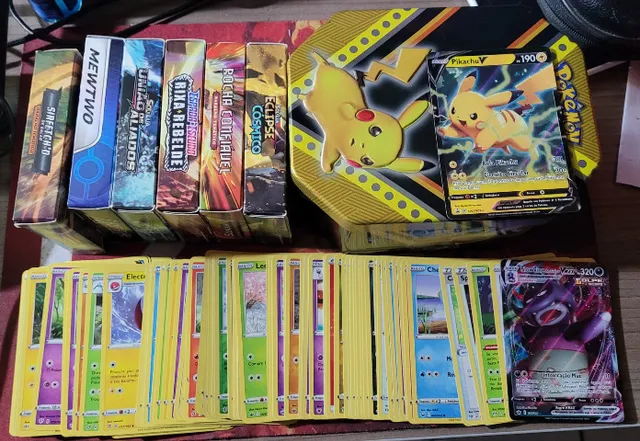 Jogo Cartas Pokemon Box Pikachu V União 46 Cartas Copag