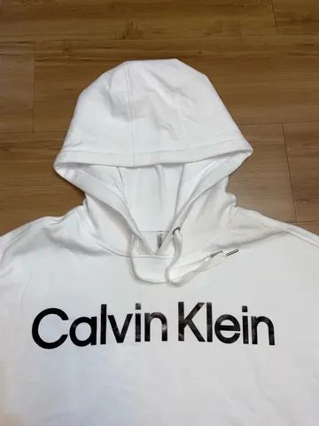 Preços baixos em Calvin Klein roupas para mulheres