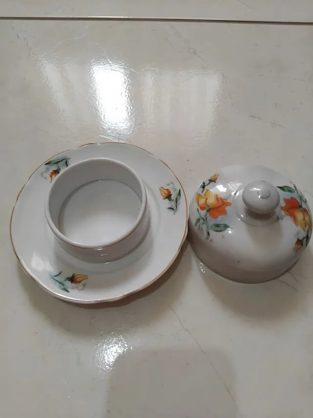 Mantegueira porcelana Real