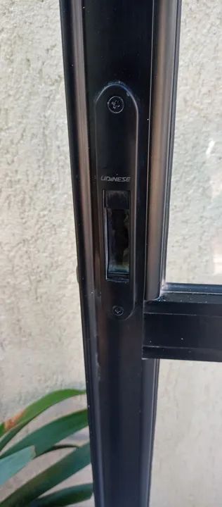 Porta Janela de Correr em Alumínio e Vidro/1,47×2,28 - Foto 3