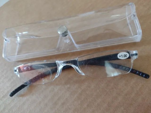 óculos leitura +1,00 com estojo transparente - Foto 3