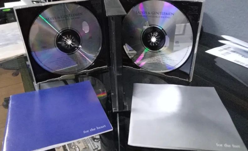 Box CD Duplo George Michael Ladies & Gentlemen Best Of - Foto 3
