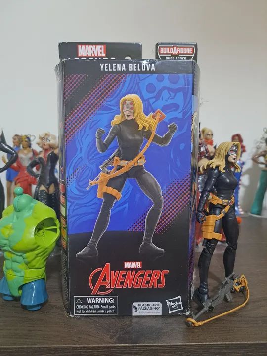 Figura de Ação Marvel Legends Yelena Belova