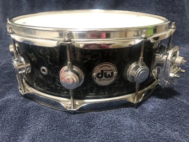 Caixa Dw Collectors Super Solid 14x5,5 - Foto 3
