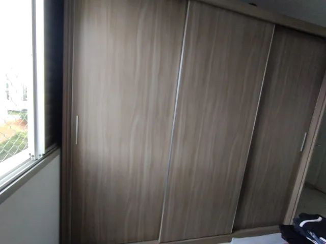 Guarda Roupa 3 portas e 4 gavetas. - Foto 4