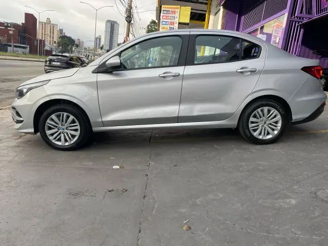 Fiat Cronos Drive 1.0 (Flex) MT - Foto 4