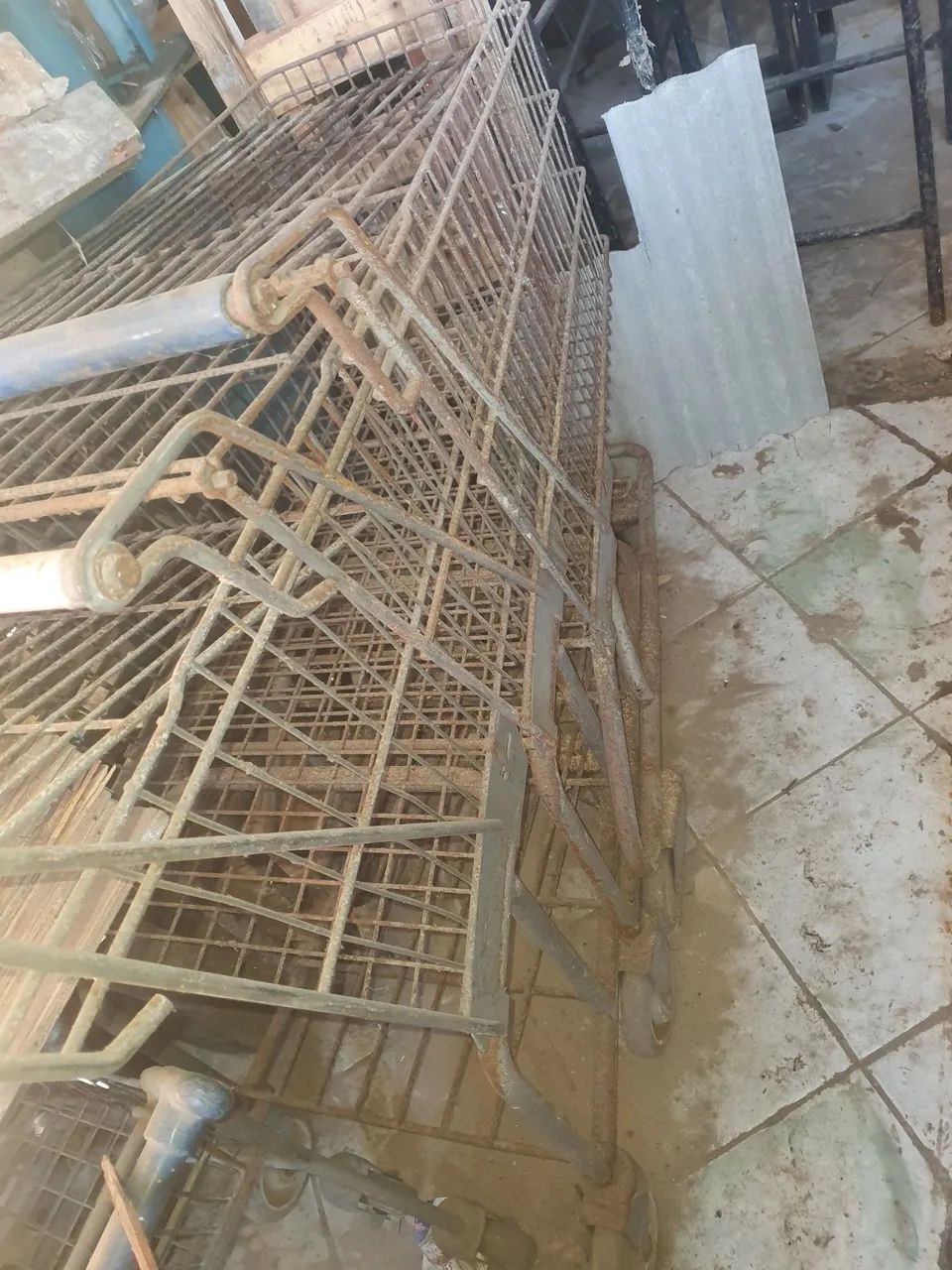carrinhos de compras (leia o anúncio) - Foto 6