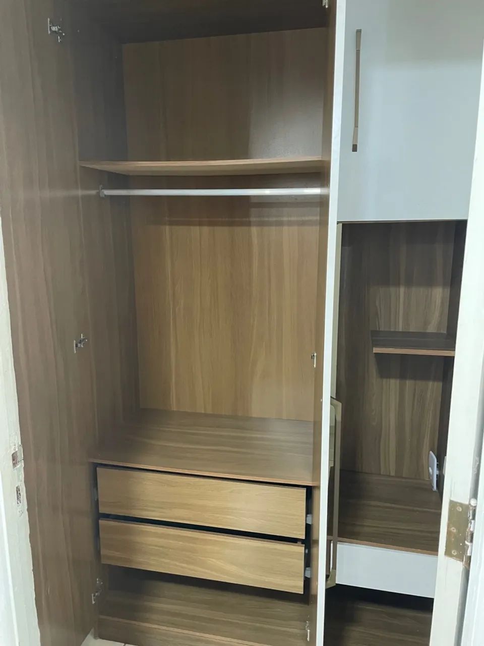 Guarda-Roupa Moderno e Funcional - Foto 5