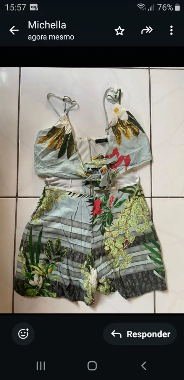 Macacão Floral - Novo - Tamanho M